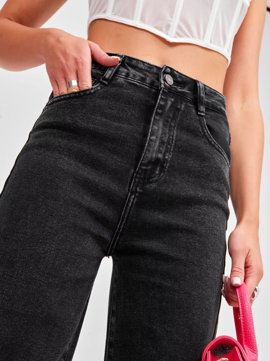 Джинсовые брюки широкие трубы Blabando BL-0179W (р.р. 25-29 / 5 шт. в упаковке) Джинсовые брюки широкие трубы Blabando BL-0179W (р.р. 25-29 / 5 шт. в упаковке)